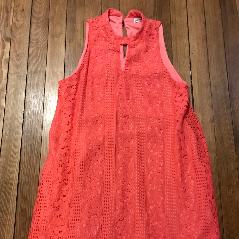 Coral lace mini